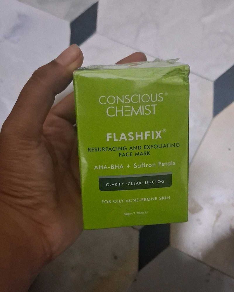 Conscious Chemist Flashfix Face Mask