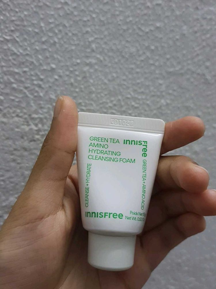 Innisfree Green Tea Cleansing Foam