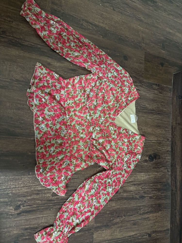 Chic Floral Print Long Sleeve Top