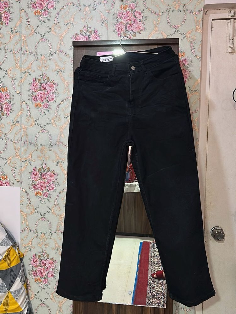 Black straight fit jeans