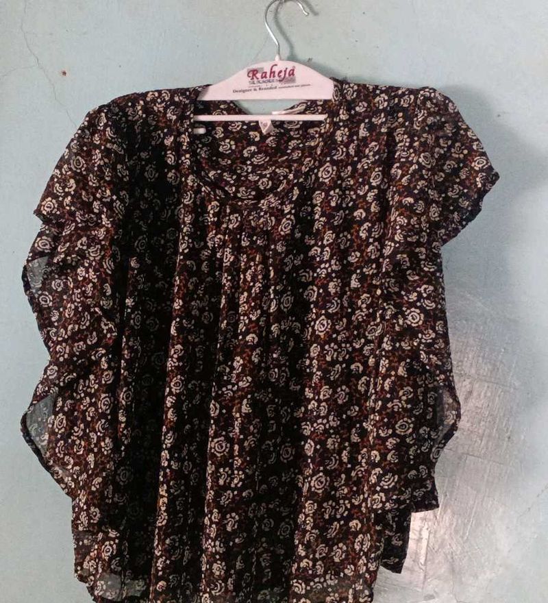 Chic Floral Print top