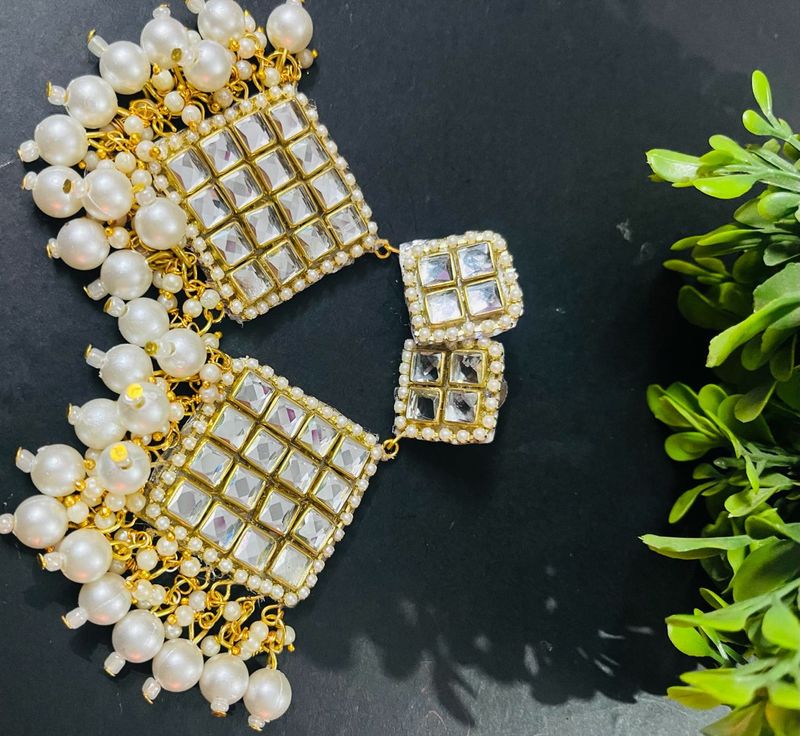 Woman’s Fancy Party Wear Earrings