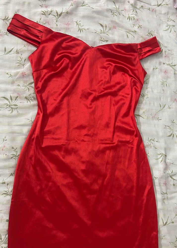 Stunning Red Off-Shoulder Satin Dress