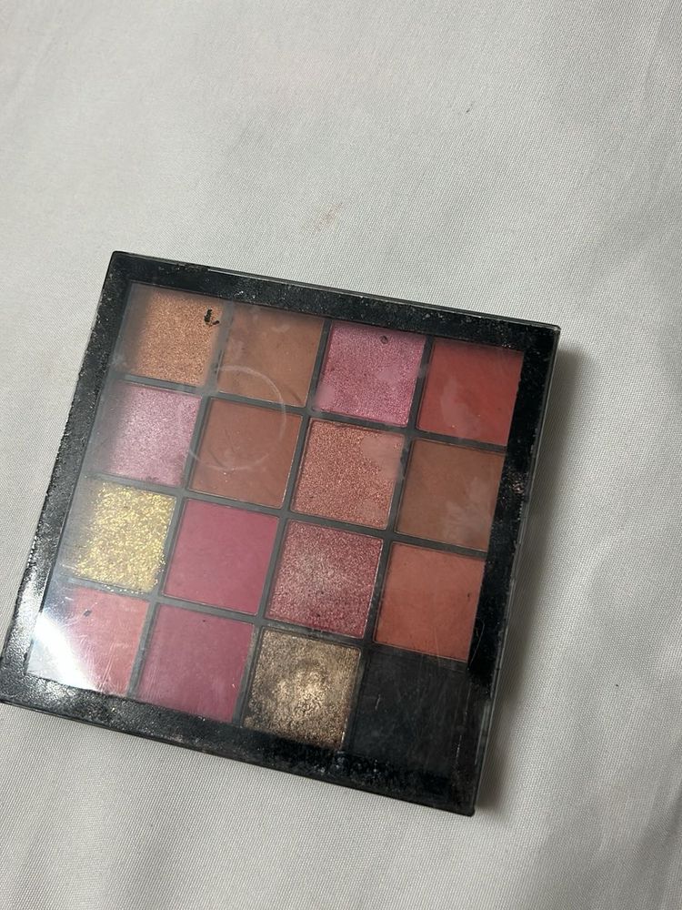 Multi-Shade Eyeshadow Palette