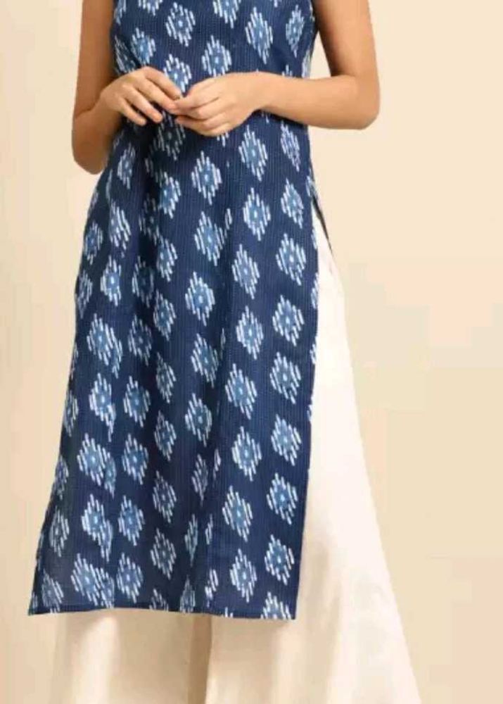 Blue &amp; White Print Kurti