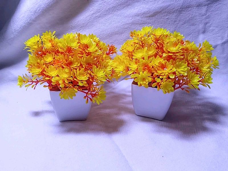 Set of 2 Yellow Artificial Flowers