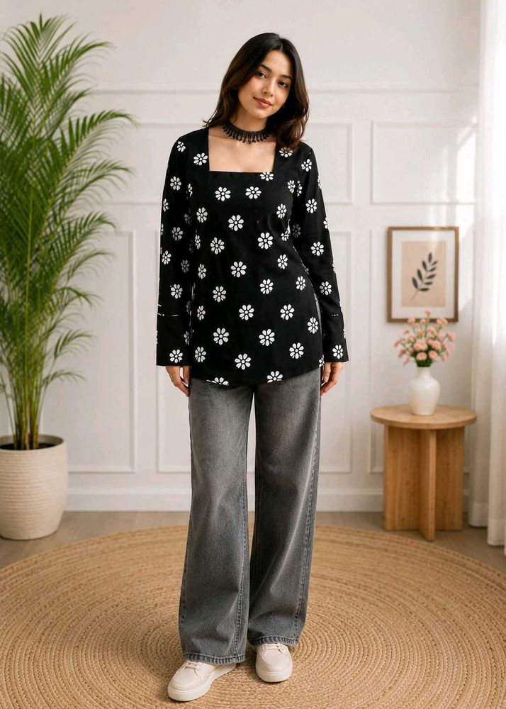 Black Floral Print Square Neck Top_S