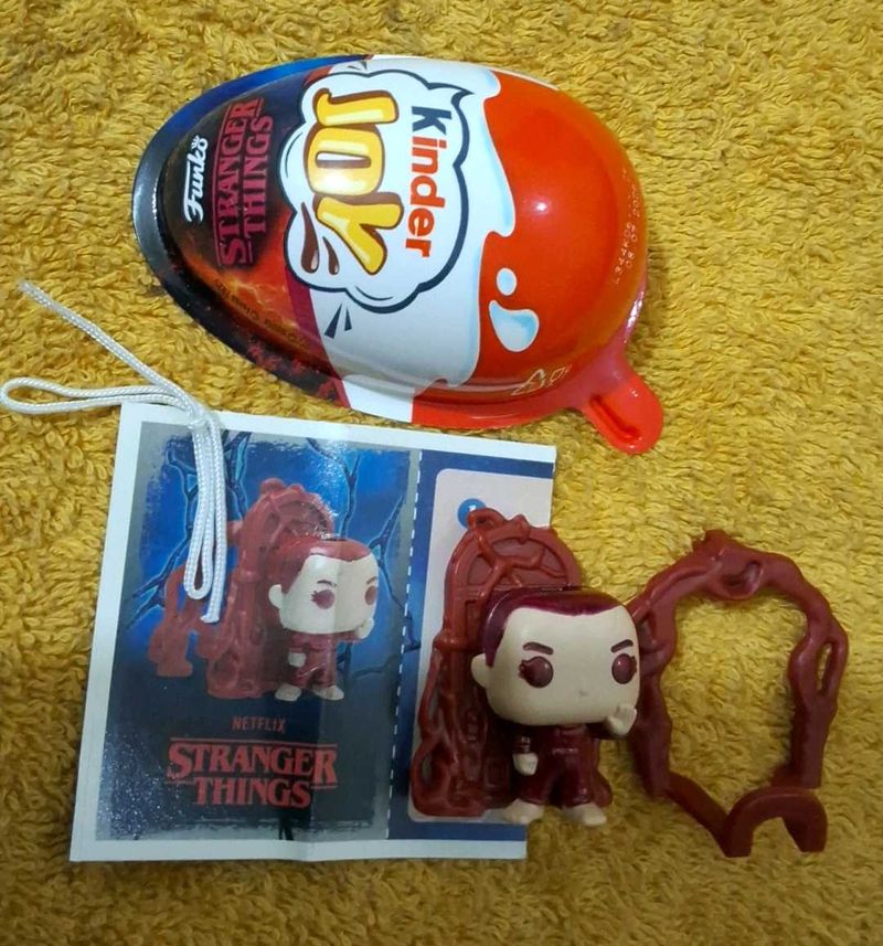 Stranger Things Kinder Joy – Red Eleven / Upside