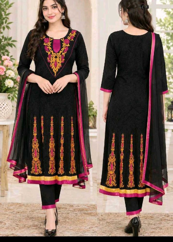 Elegant Black Kurta Set with Embroidery of 1