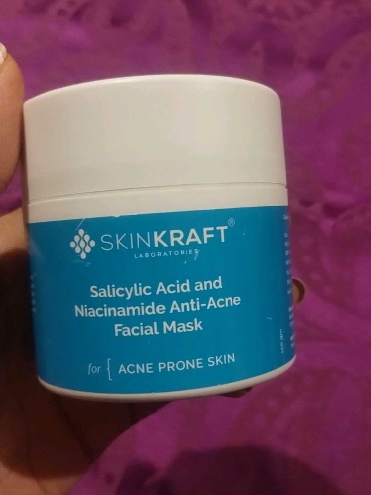 SkinKraft Anti-Acne Mask