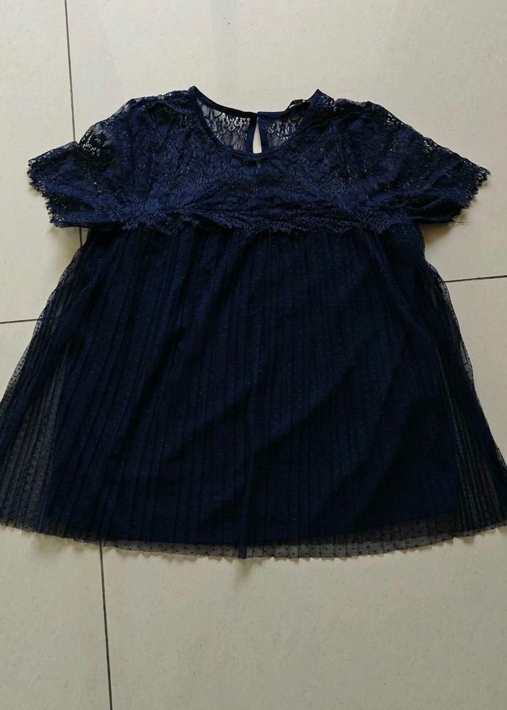 Vero Moda lace top