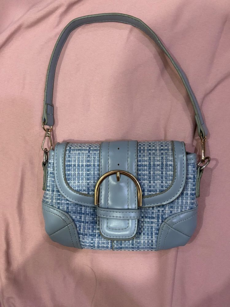 Chic Blue Tweed Shoulder Bag