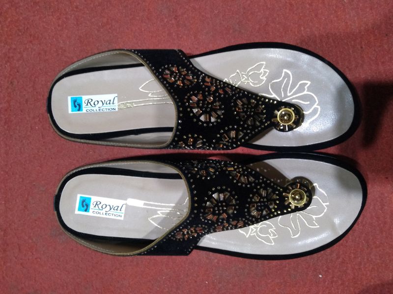 Ladies Fancy Black Slipper