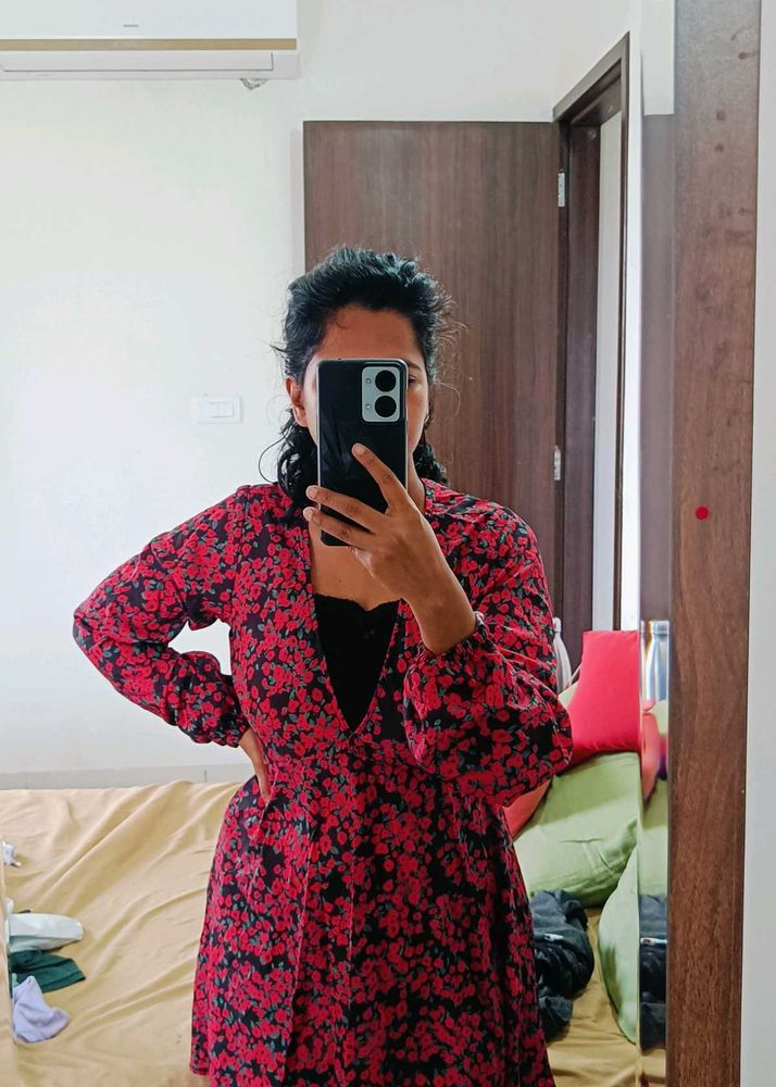 Chic Floral Print Mini Dress