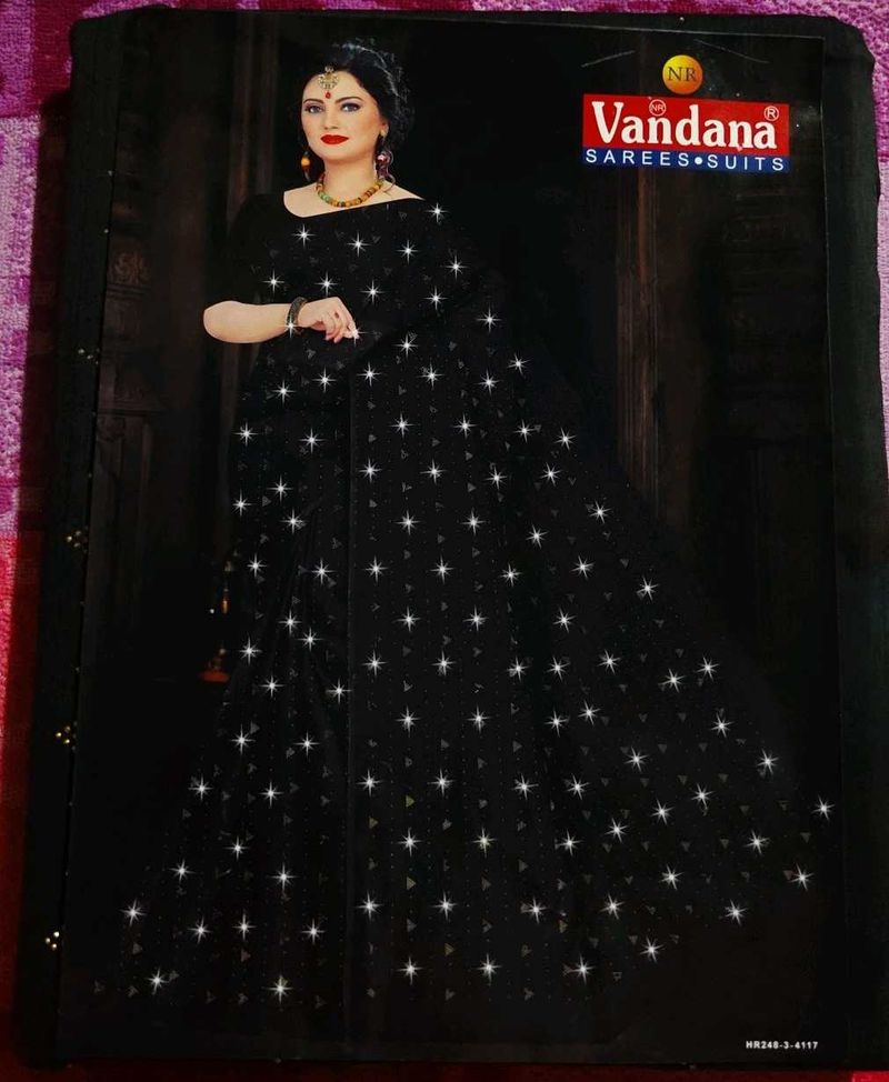 Pure Cotton Elegant Black Star Print Saree