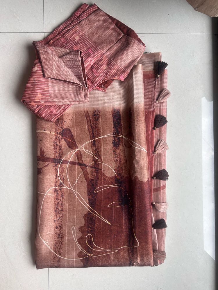 Elegant Printed Saree with Tassels