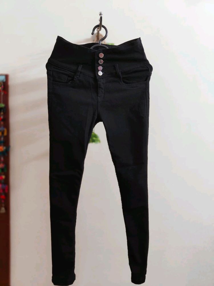 Women Skin fit Highweist Jeans