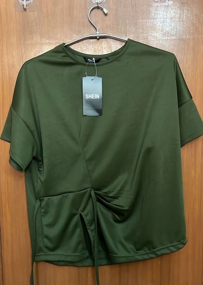 Chic Olive Green Twisted Front Top