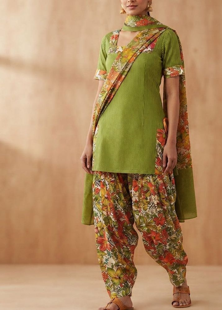 Green Kurta Set with Floral Pants