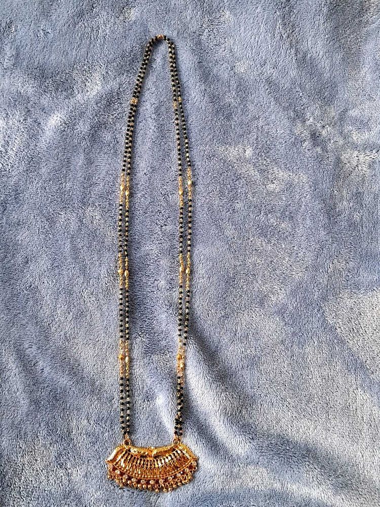Elegant Gold Mangalsutra