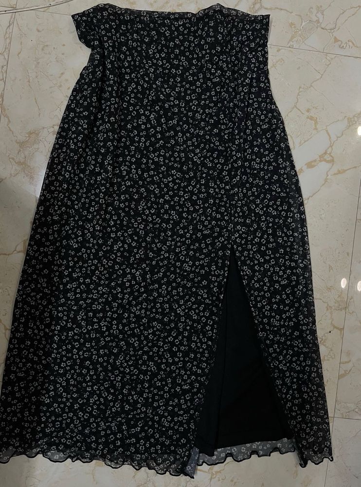 Black Floral Maxi mesh skirt