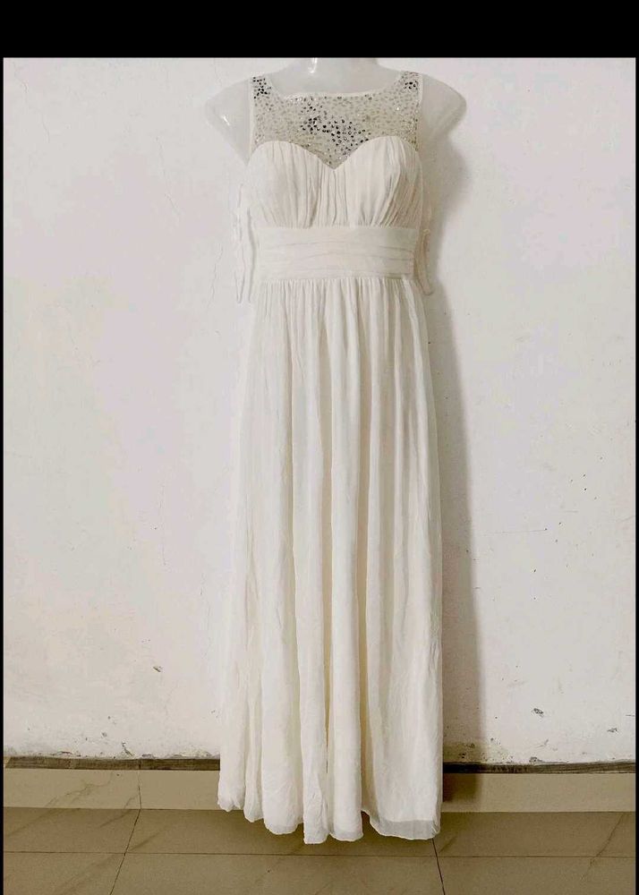 Elegant White Maxi Dress