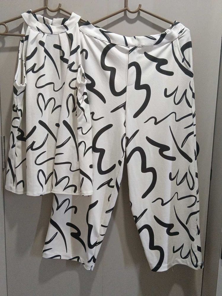 Stylish Abstract Print Co-ord Set