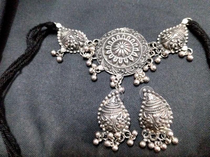 Oxidized Silver Necklace and Earring Set