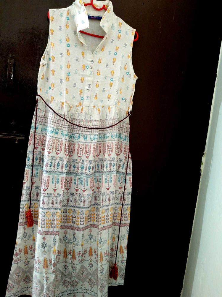 Stylish Sleeveless Printed Kurta/dress