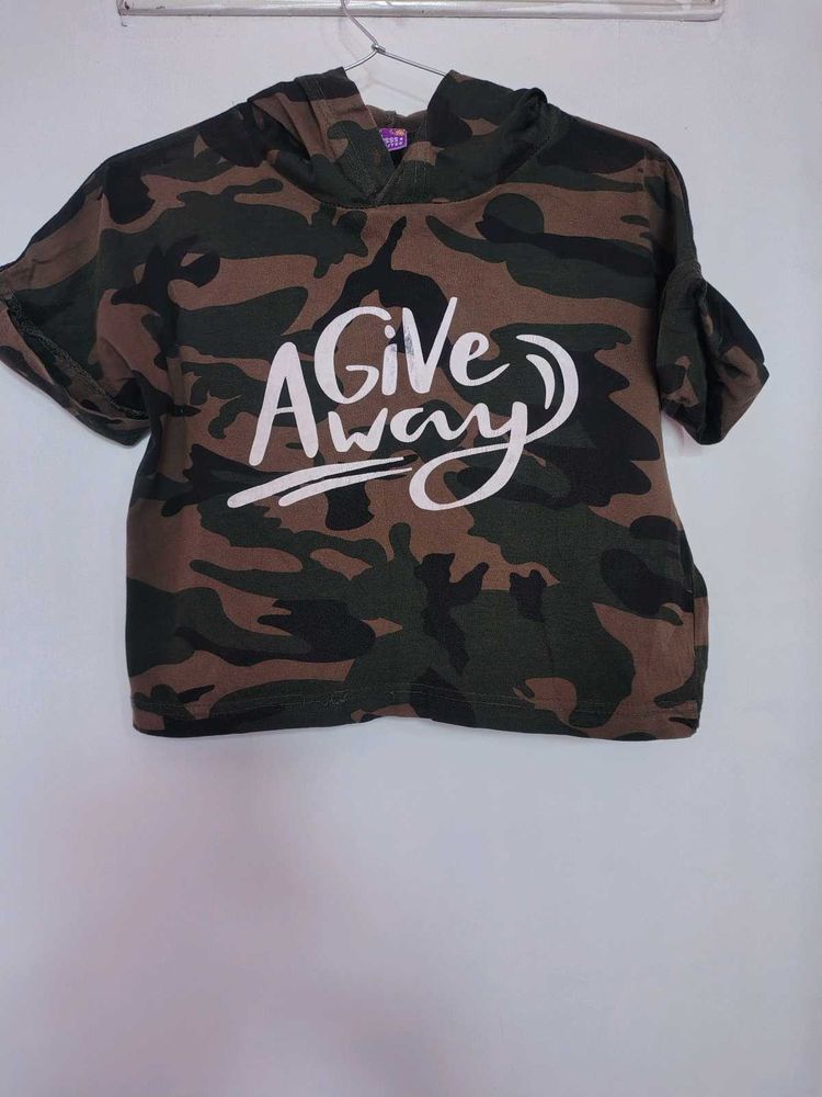 Camouflage Cropped top