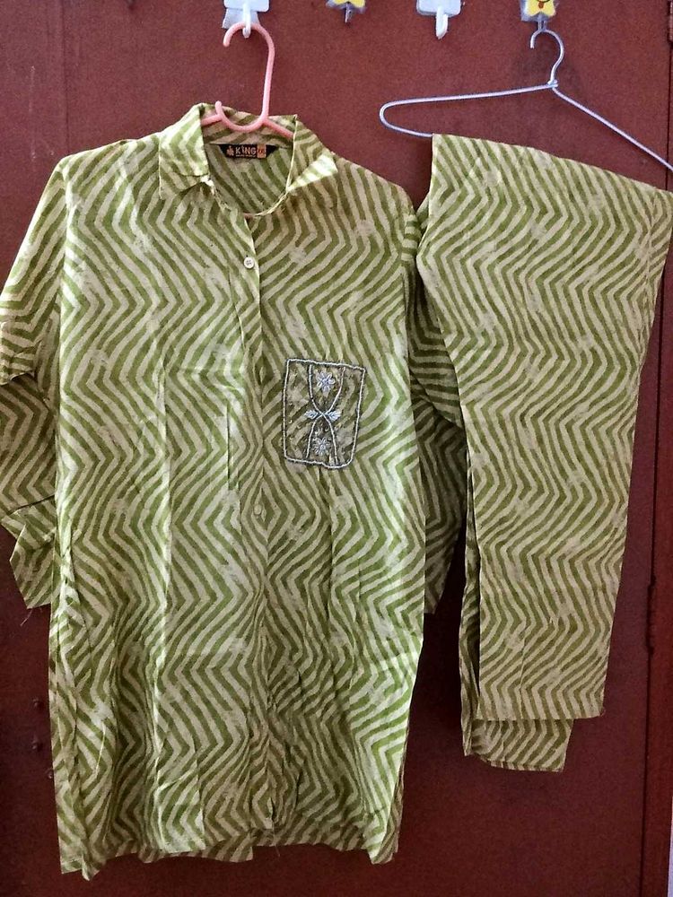 Green Zigzag Print Pajama Set