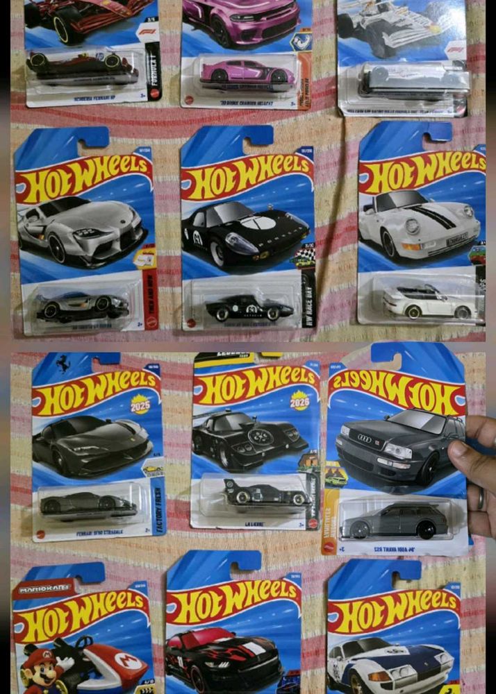 Hot Wheels  Collection of 12
