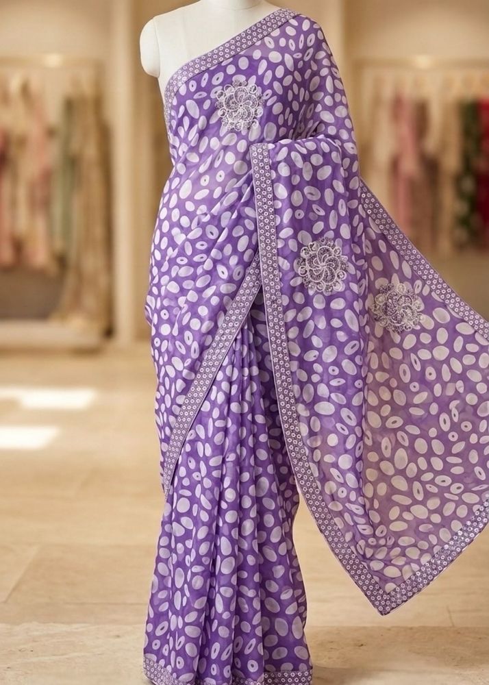 lavender Saree with White Polka Dot Print snd 2blo
