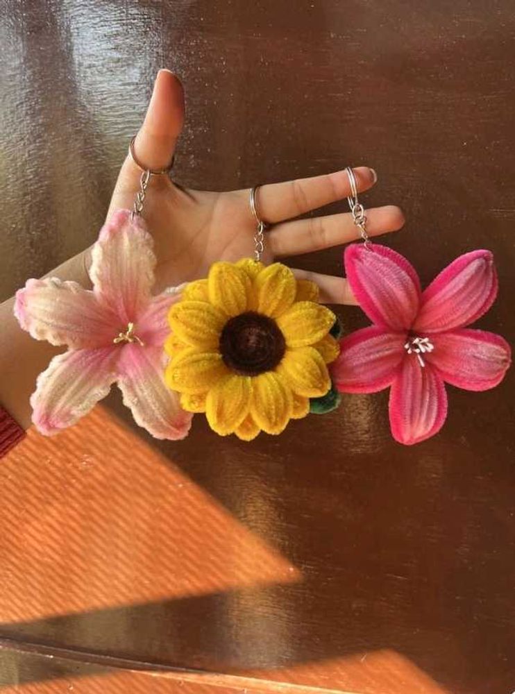 Handmade Flower Keychains (Pack of 3)