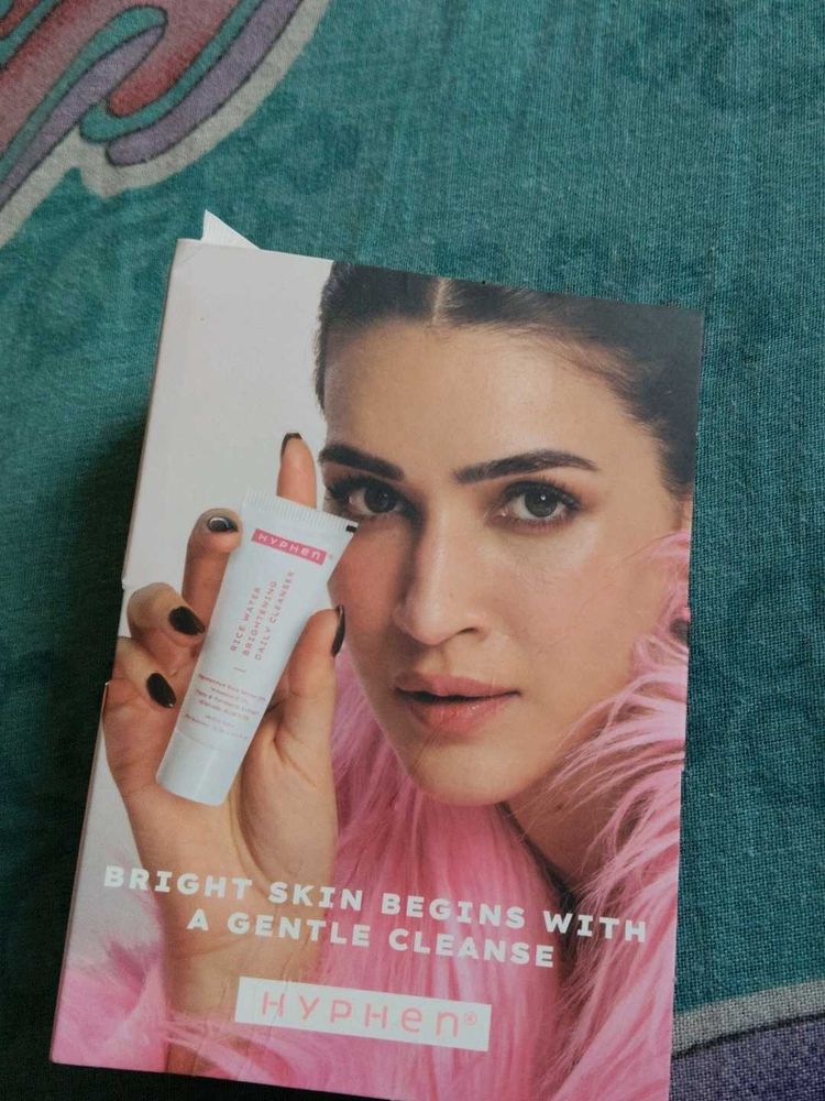 Hyphen Rice Water Brightening Daily Cleanser
