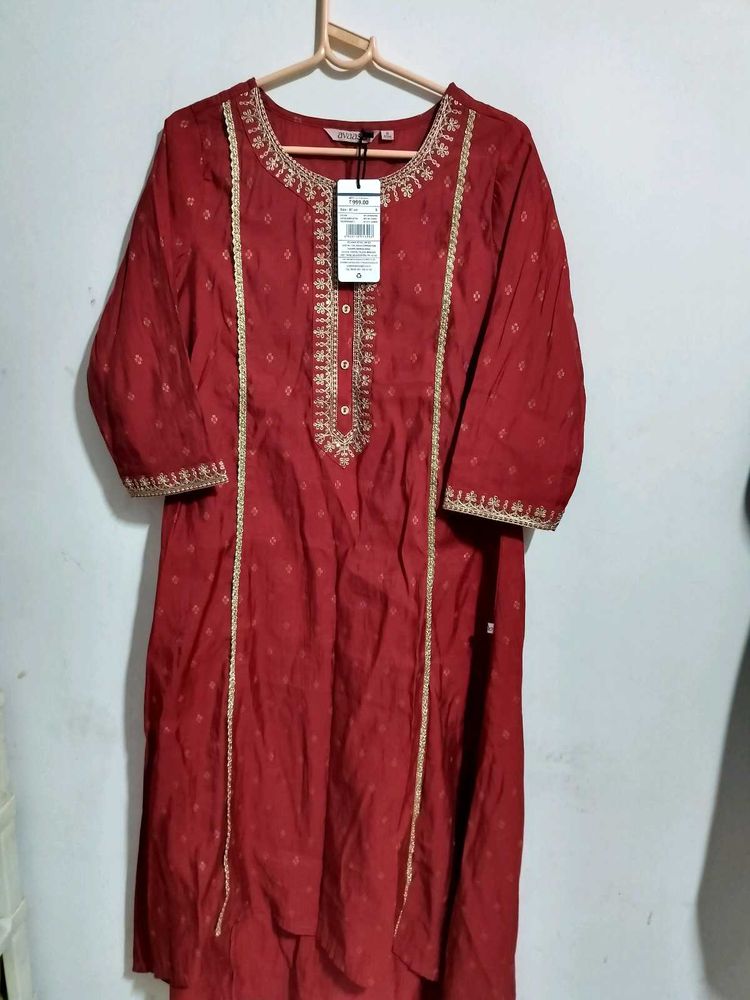 Red Embroidered Kurta