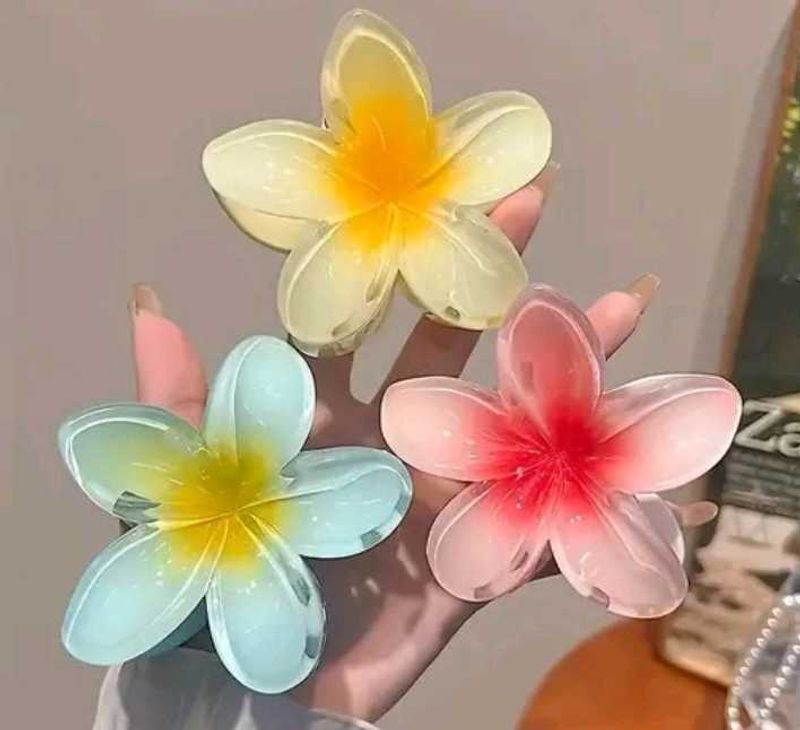 Floral Hair Claw Clips Set of 3