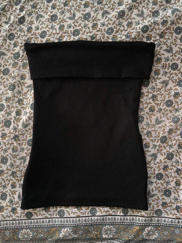 Black Off-Shoulder Ribbed Top
