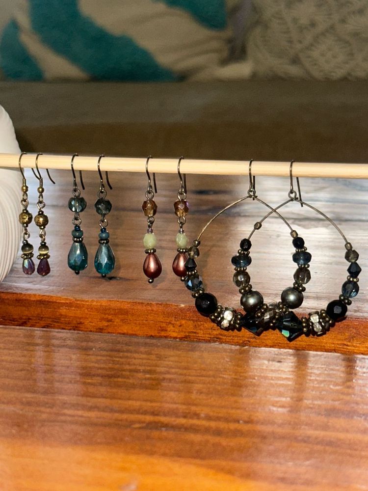 pack of 4 Assorted Beaded Earrings Set