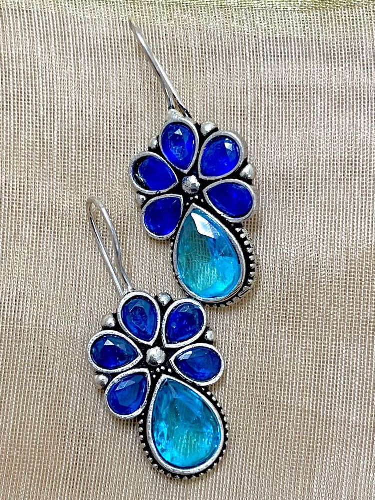 Oxidised Stone Hook Earring
