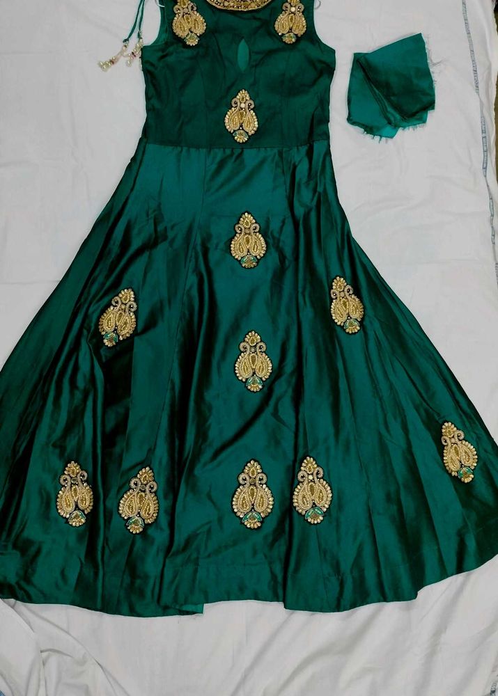 Elegant Green Emborided Ethnic Gown