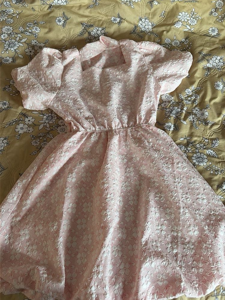 Chic Pink Floral Mini Dress