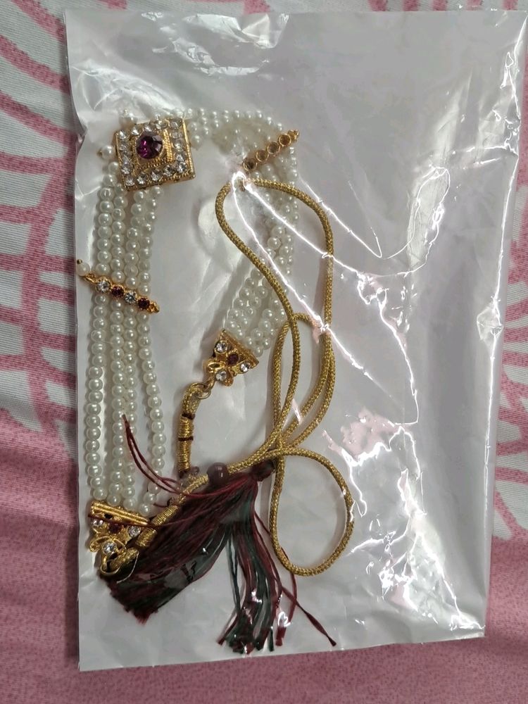 Pearl Choker With Adjustable Thread