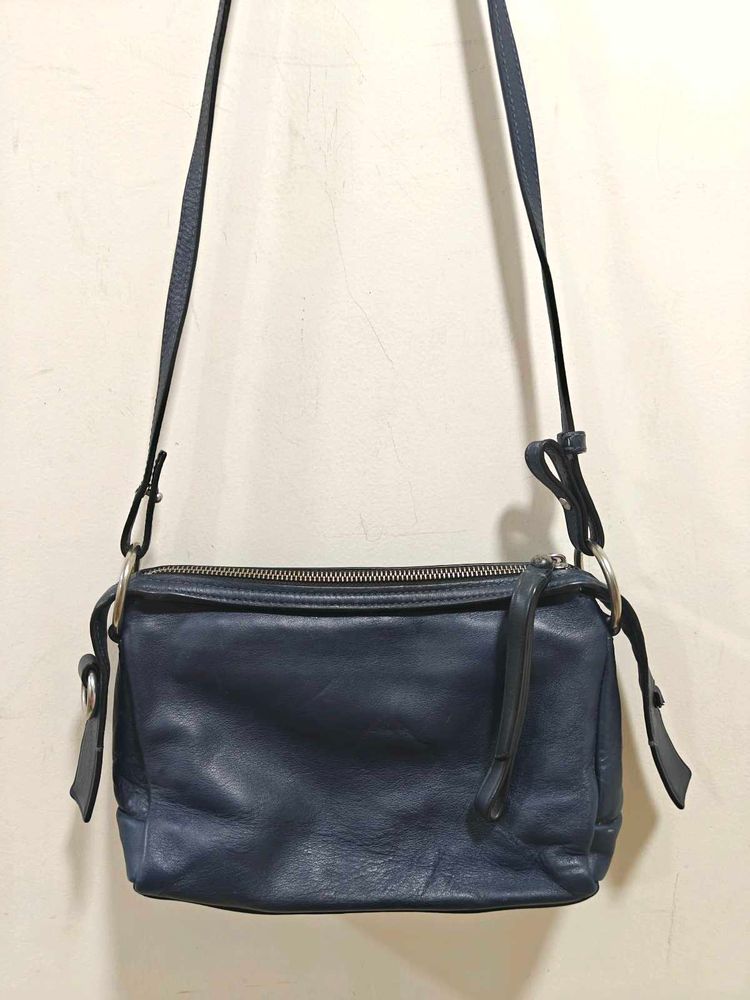 Marc Jacobs Leather Sling Bag