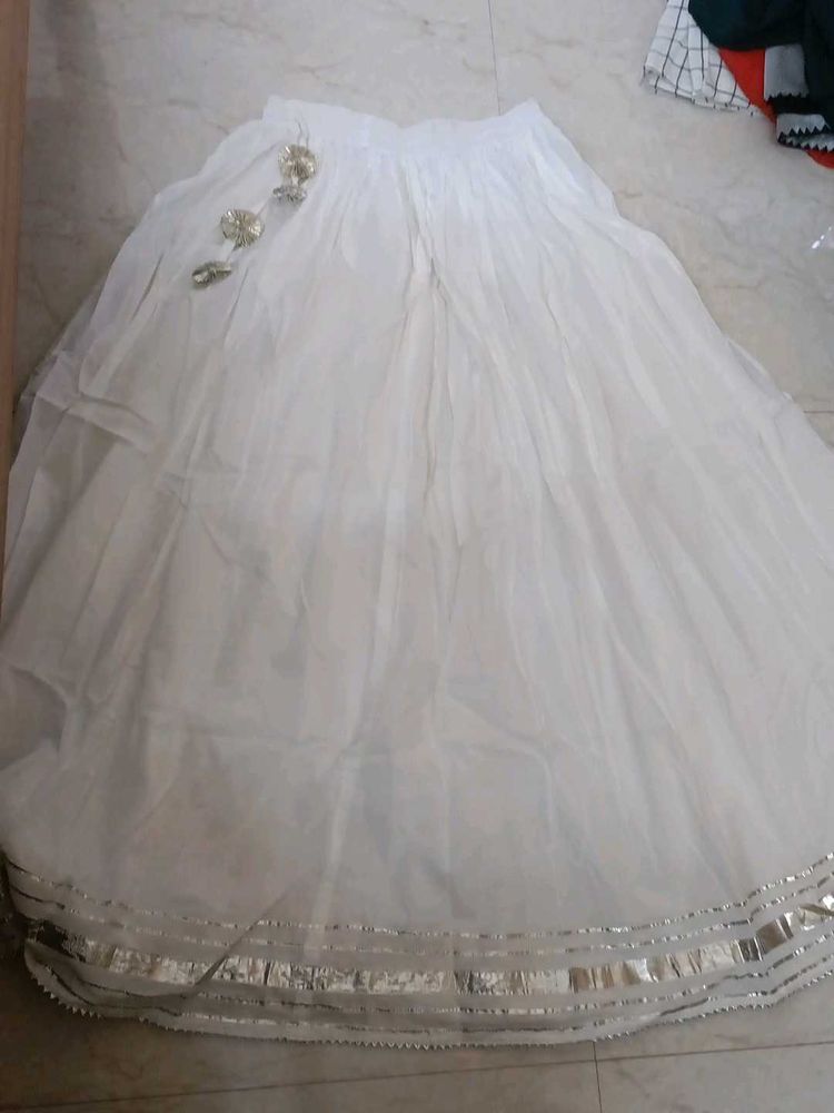 Elegant White Ethnic Skirt