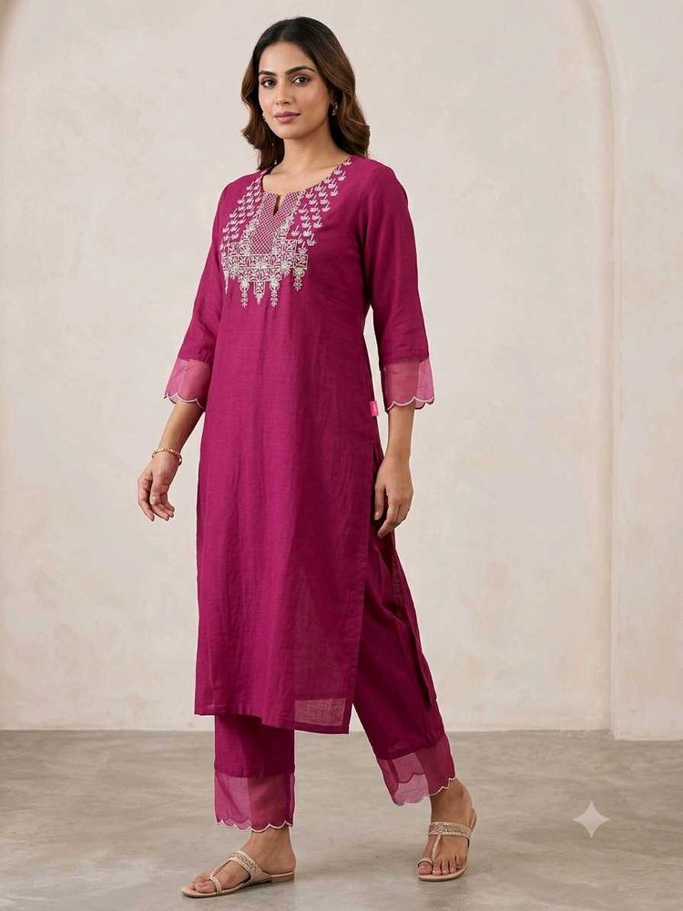 🎉Today only🎉Elegant Embroidered Magenta Kurta