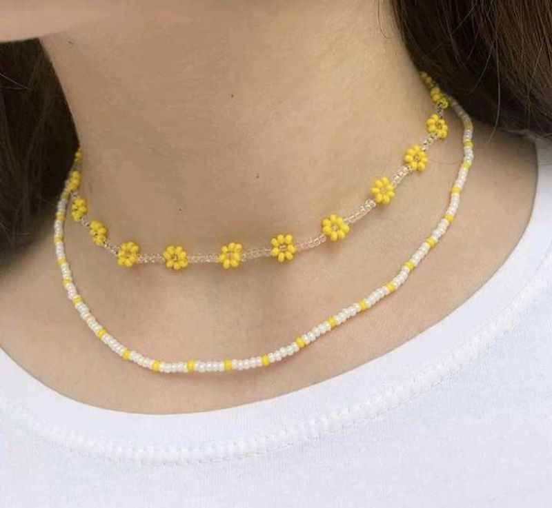 Daisy Beaded Necklace Set