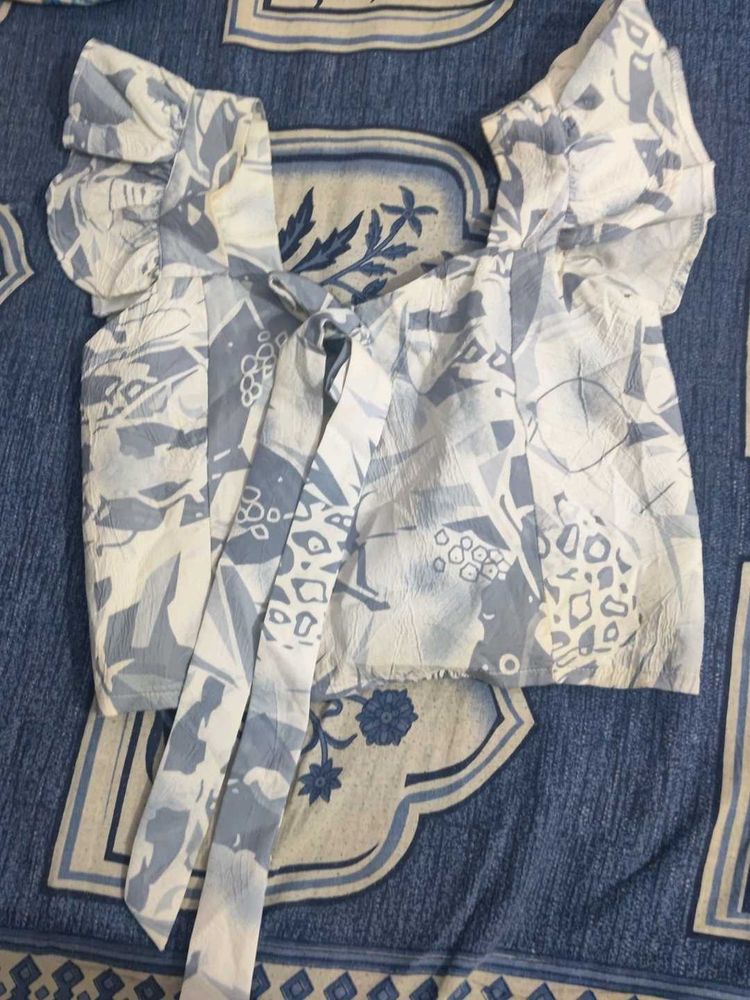 Boho Print Tie-Front Crop Top