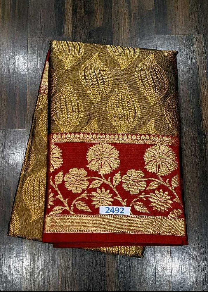unused Elegant Saree with Floral Border