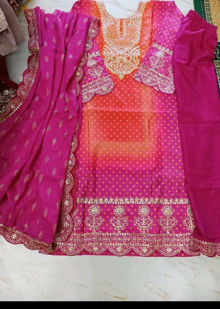 bust 46 Stunning Pink &amp; Orange Embroidered Kurta S